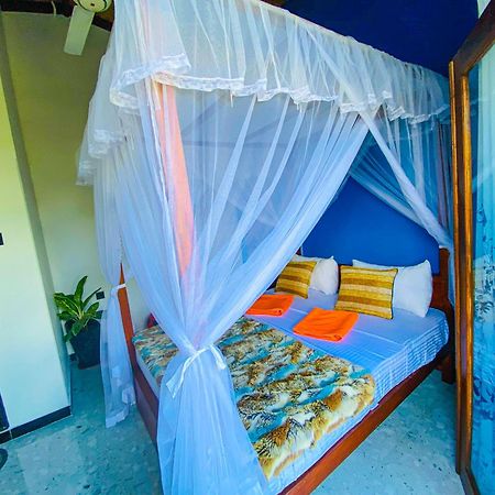 Dew Ashi Homestay Sigirîya Extérieur photo