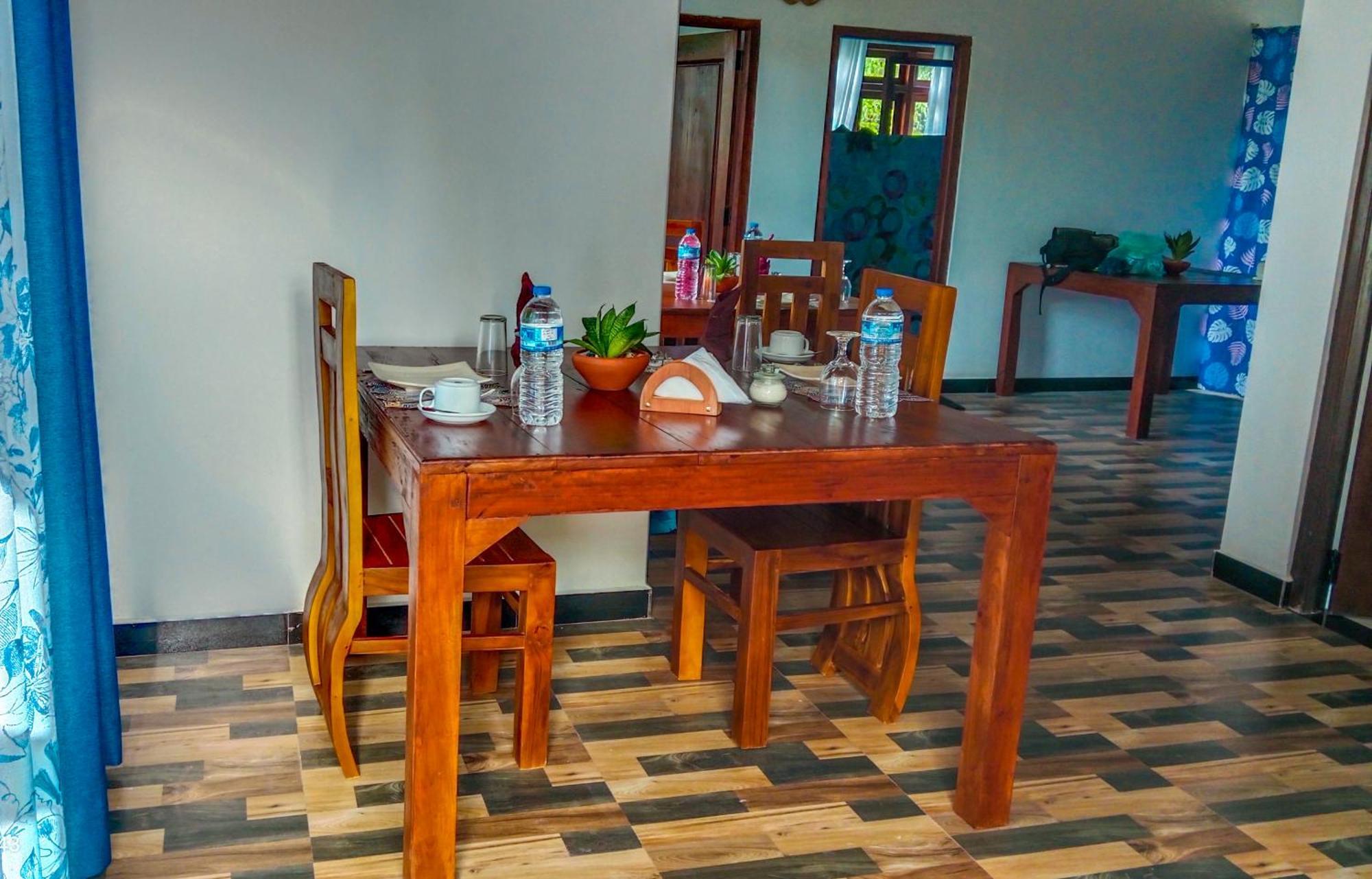 Dew Ashi Homestay Sigirîya Extérieur photo