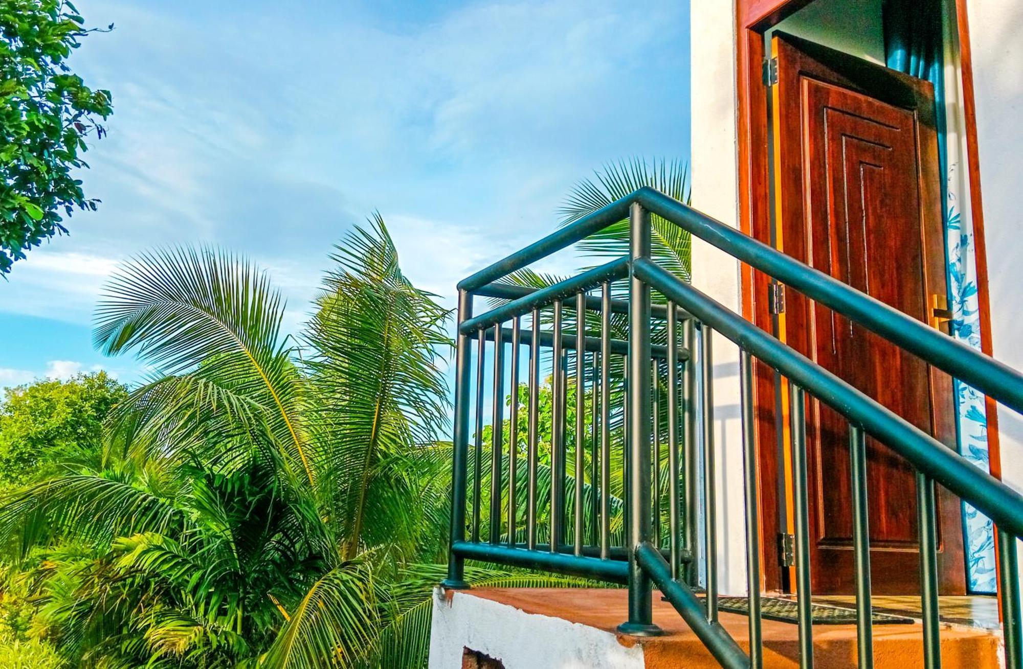 Dew Ashi Homestay Sigirîya Extérieur photo